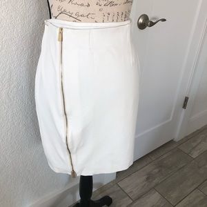 VINCE CAMUTO PONTE KNIT SKIRT SIZE 8 WITH GOLD ZIPPER